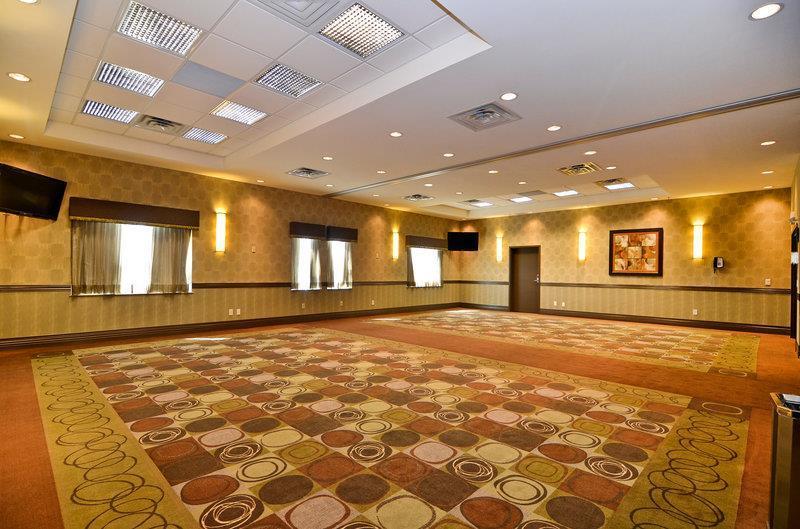 Best Western Premier Freeport Inn Calgary Airport Удобства фото
