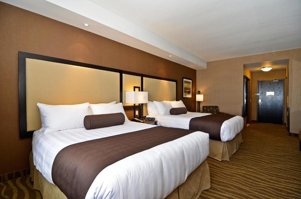 Best Western Premier Freeport Inn Calgary Airport Экстерьер фото
