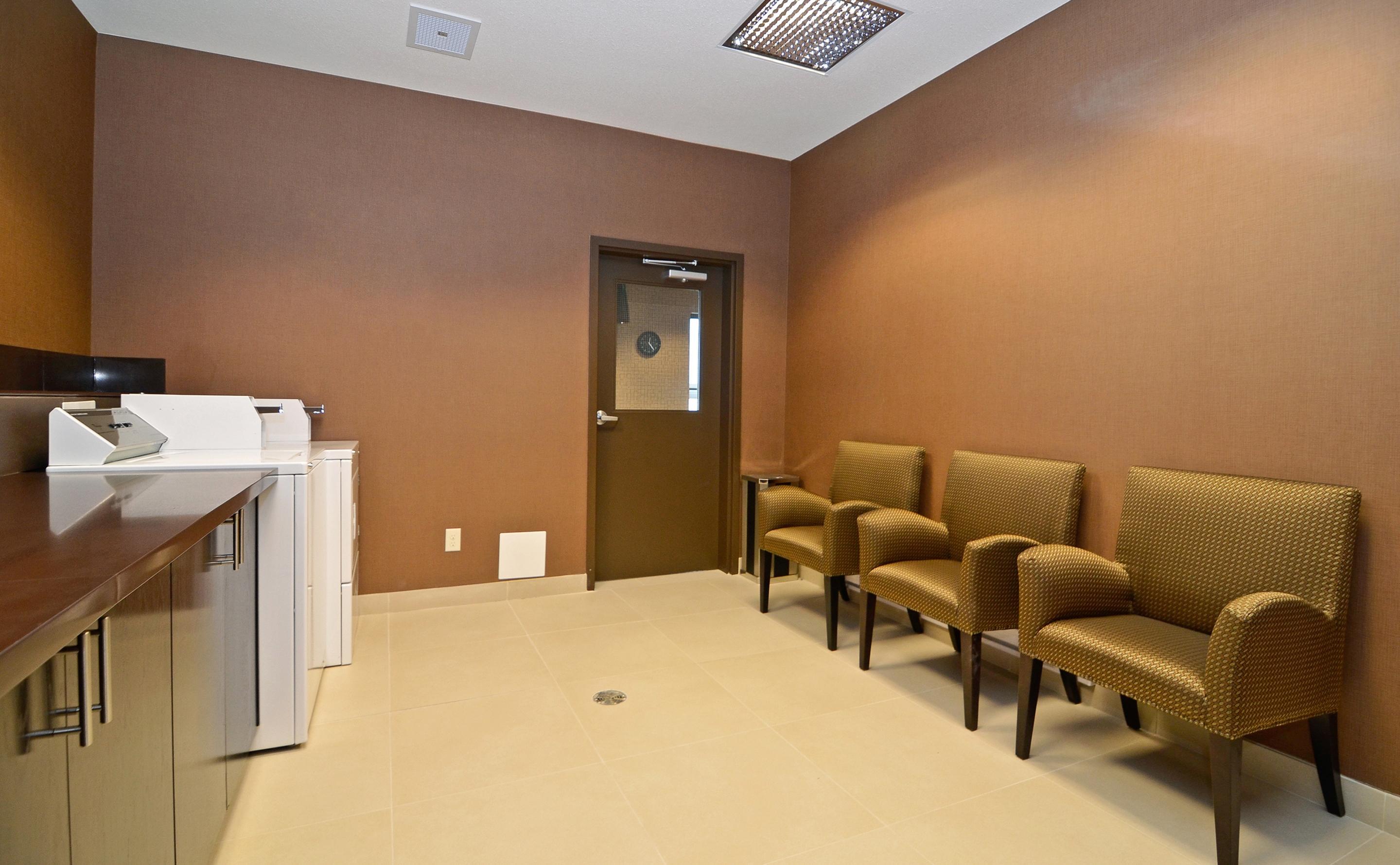 Best Western Premier Freeport Inn Calgary Airport Экстерьер фото
