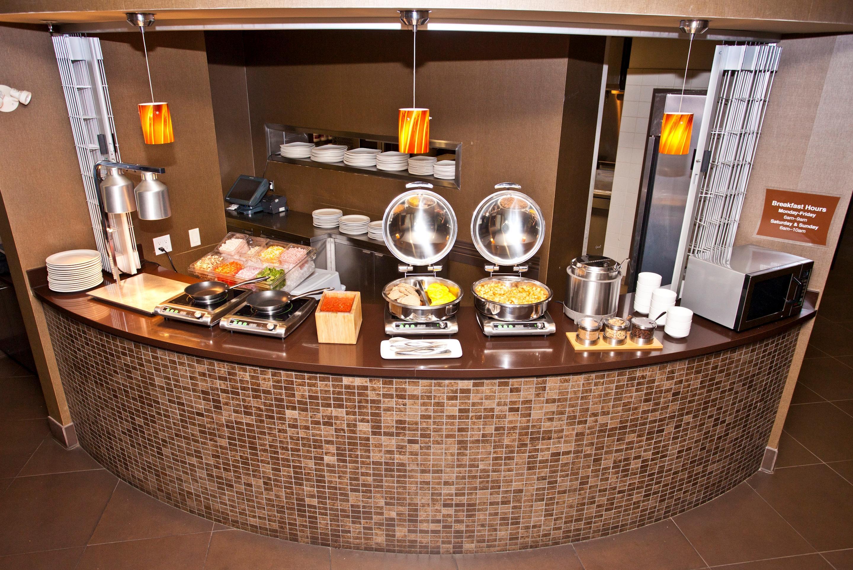 Best Western Premier Freeport Inn Calgary Airport Экстерьер фото