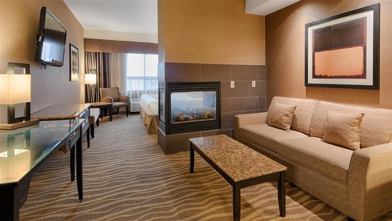 Best Western Premier Freeport Inn Calgary Airport Экстерьер фото