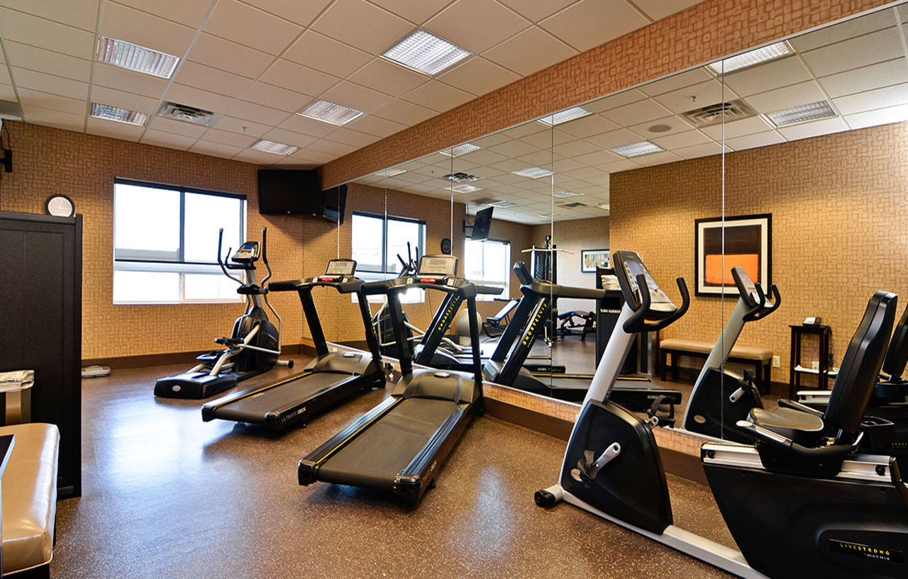 Best Western Premier Freeport Inn Calgary Airport Экстерьер фото